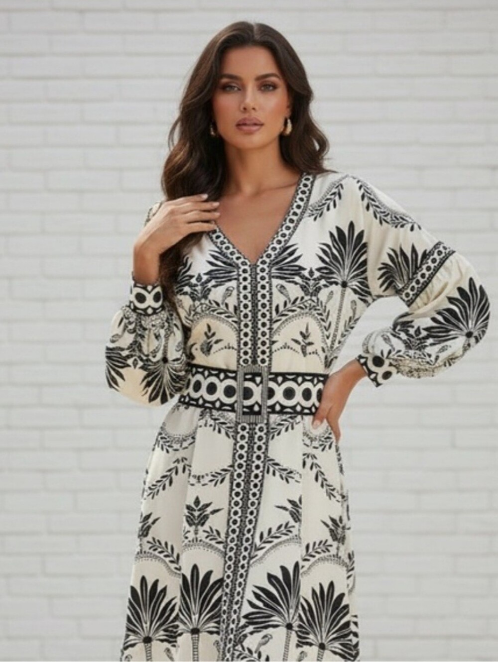 Commense Black & Cream Printed Long-Sleeve Midi Dress